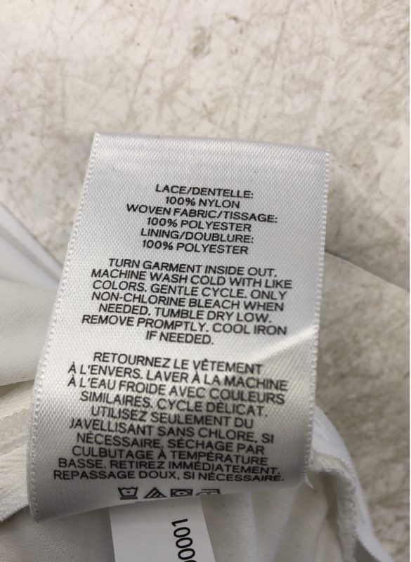 NWT Express Women's White Blouse - Size XL