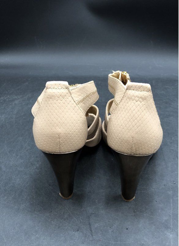 Michael Kors Women's Beige Strappy Sandals - Size 9.5