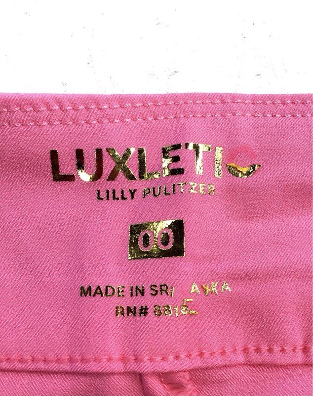 NWT Luxletic Lilly Pulitzer Women's Confetti Pink Alston Cropped Pant - Size 00