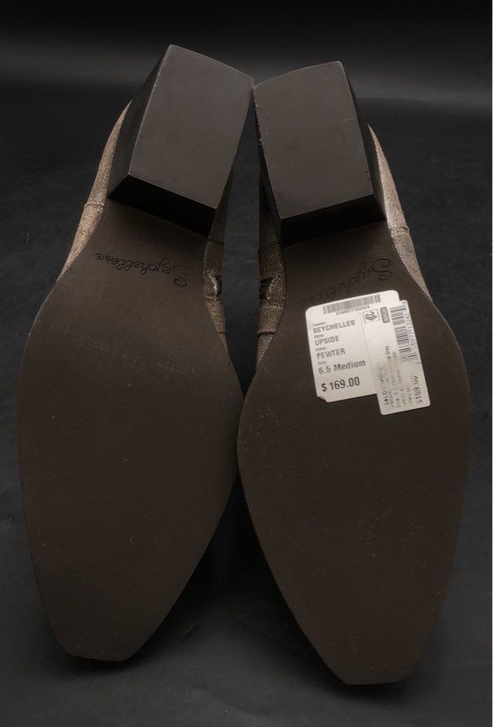 Seychelles Upside Pewter Metallic Ankle Boots NWT Women's Size 6.5