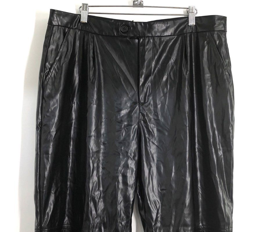 Halston Women's Black Faux Leather Ankle Length Straight Leg Pants NWT Sz L