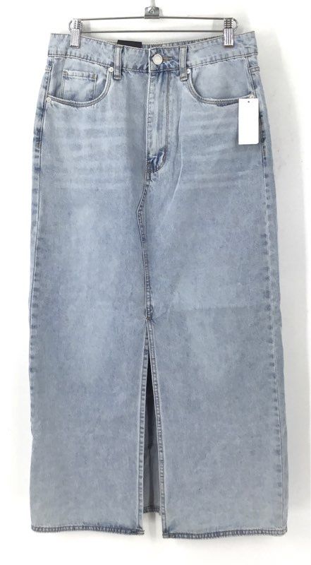 NWT Blanknyc Women's Light Blue Denim Maxi Skirt - Size 27