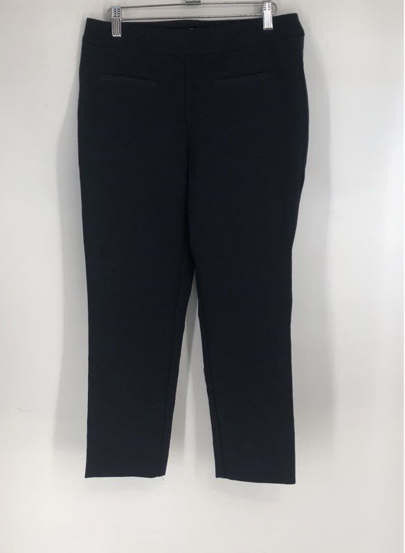 NWT I Love Tyler Madison Women's Navy Blue Cropped Pants - Size M