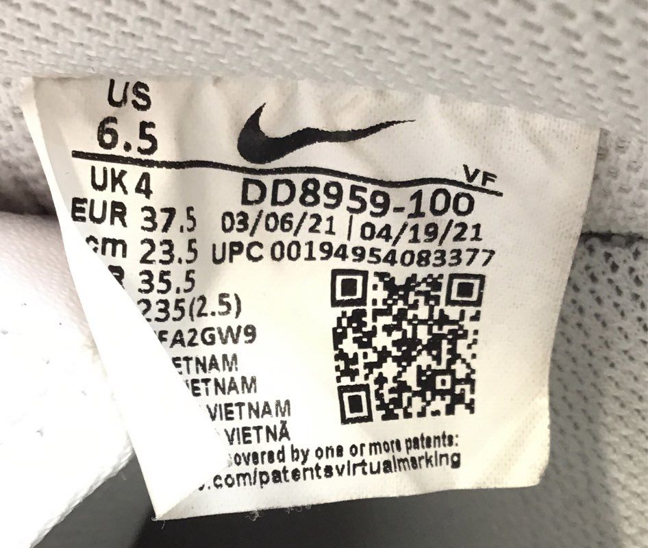 Nike Women's Air Force 1 White Athletic Shoes - Size 6.5