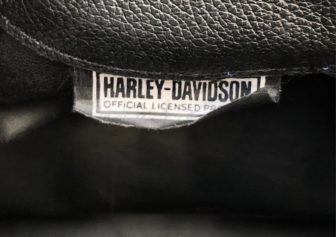 Harley Davidson Black Pebbled Leather Bar & Shield Logo Crossbody Bag