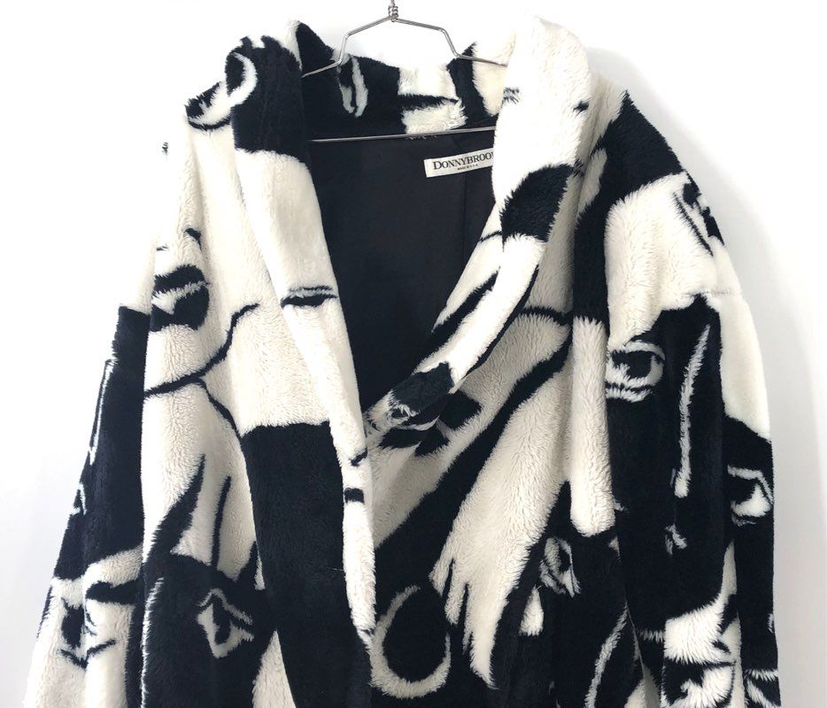Vintage 80s Donnybrook Women's Faux Fur Coat Black White Faces Print Art Sz S