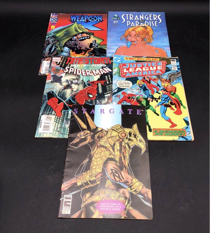 Star Wars Kylo Ren + GI Joe Yearbook + 23 Comic Book Lot Marvel DC Image