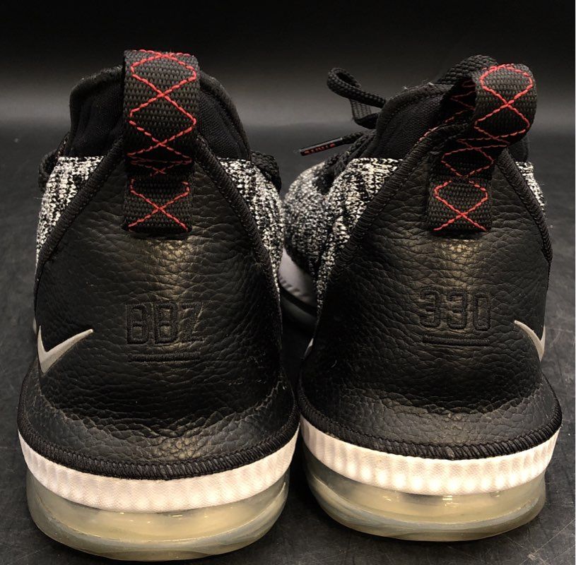 Nike Men's Lebron 16 Black White Athletic Shoes - Size 8.5