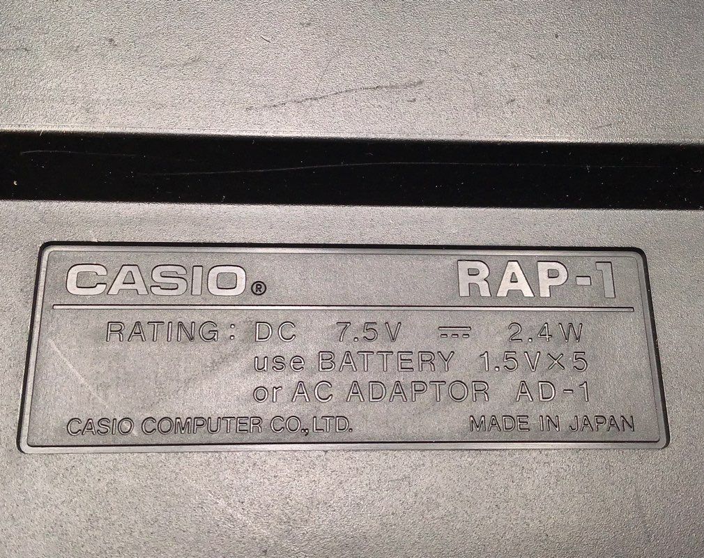 Casio Rapman Rap-1 32 Key Electronic Keyboard With Voice Effector