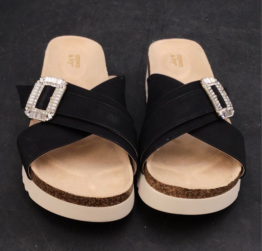 Crown & Ivy Indigo Black Jeweled Buckle Platform Slide Sandals New Womens Sze 10