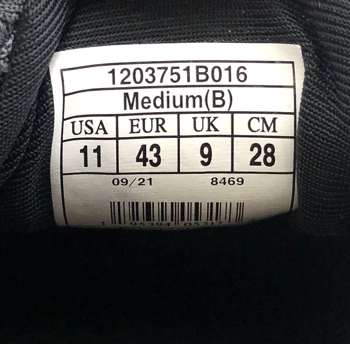 Brooks Trace 2 Black White Silver Women's Running Shoes Size 11