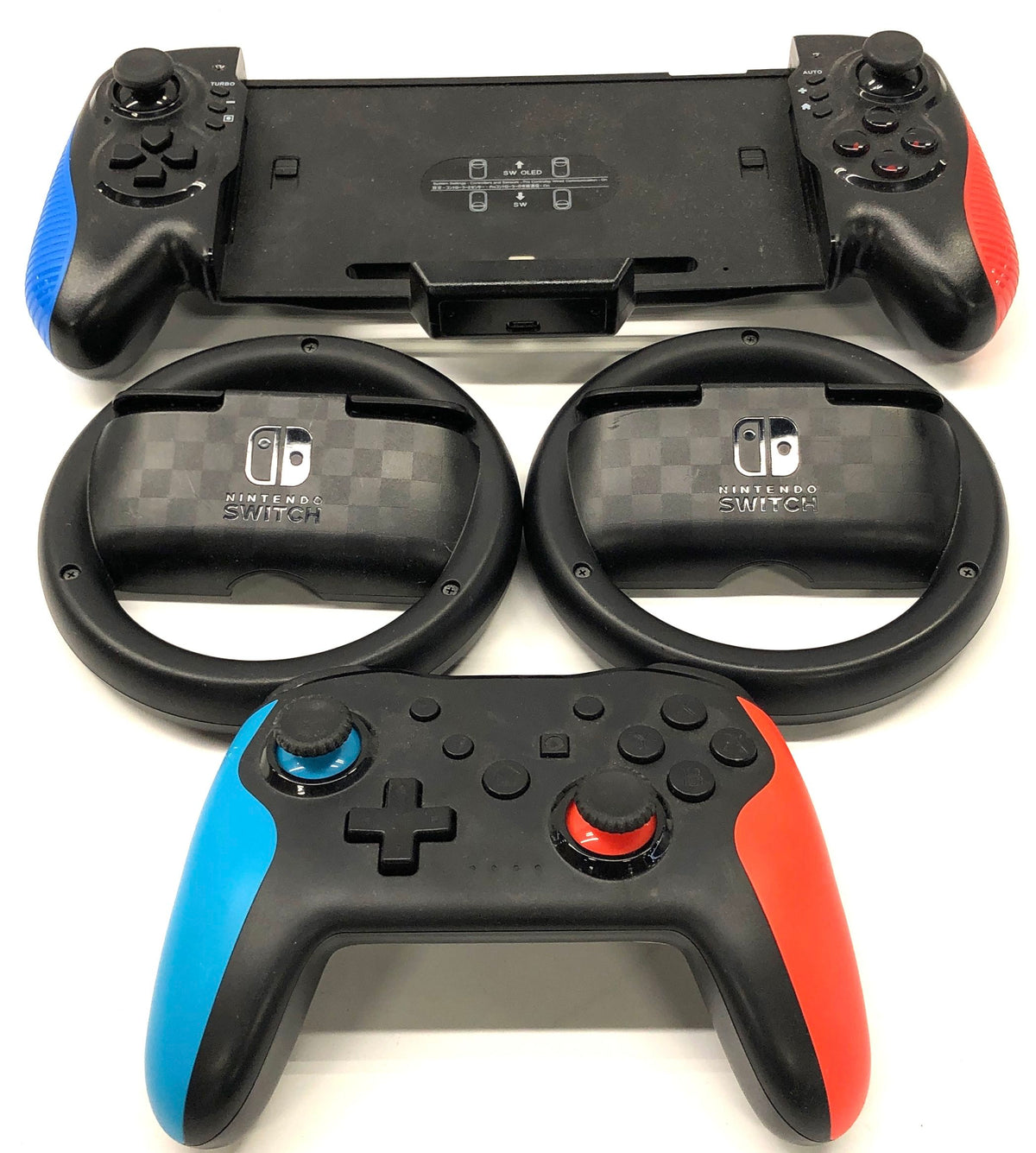 Nintendo Switch Controller Grip & 2 Joy-Con Wheels 4pc Accessory Lot