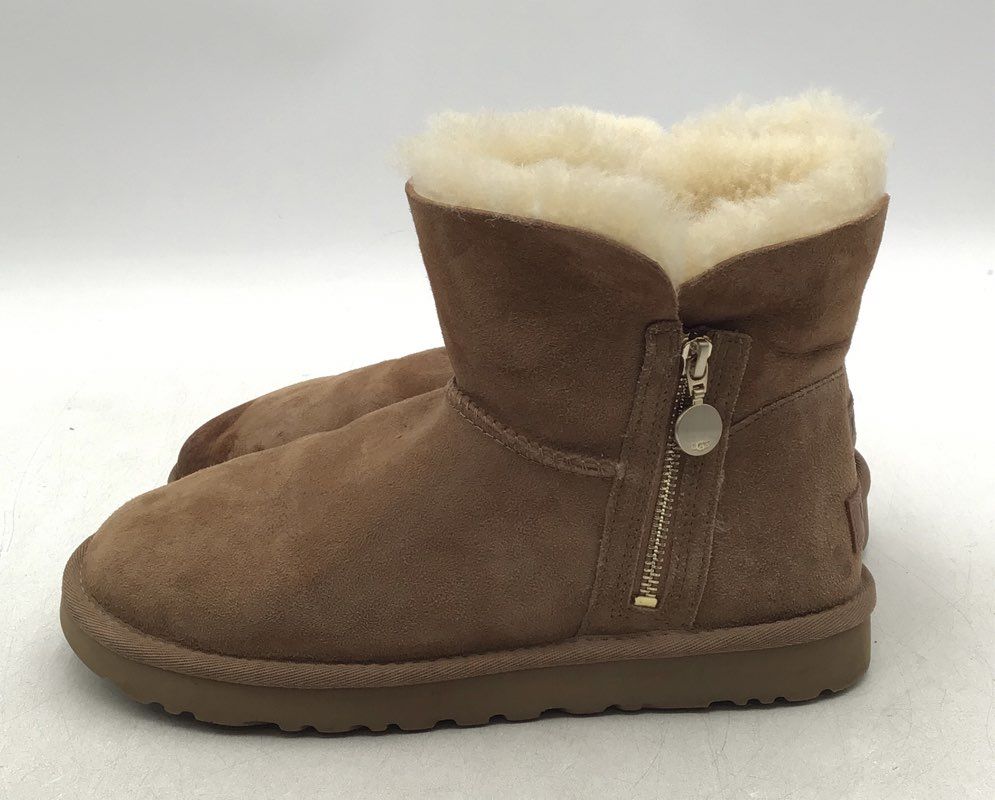 Ugg Women&#39;s Brown Suede Side Zip Shearling Style Boots - Size 9