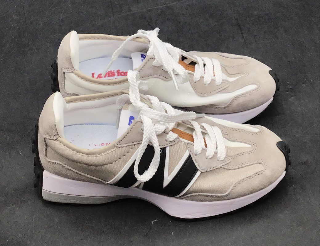 New Balance 327 x Levi's Grey White Denim Lifestyle Sneakers Size 5