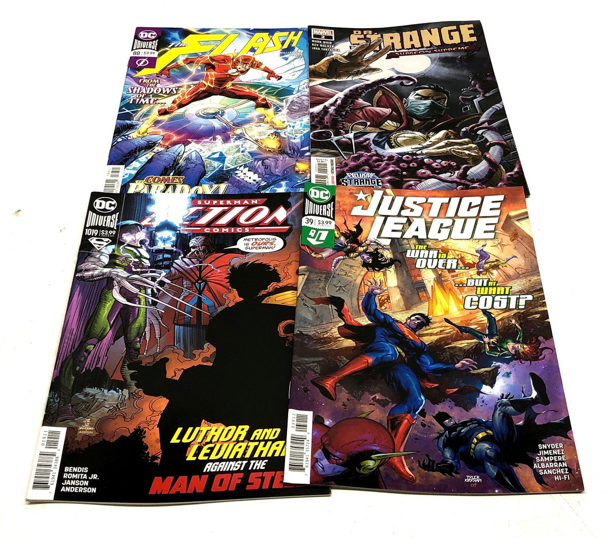 Marvel and DC Comic Book Lot Modern Age Superhero Mixed Titles 20+ Comics