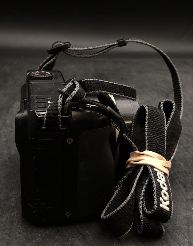 Kodak EasyShare ZD8612 IS Digital Camera 8.1MP 12x Optical Zoom Image Stab.