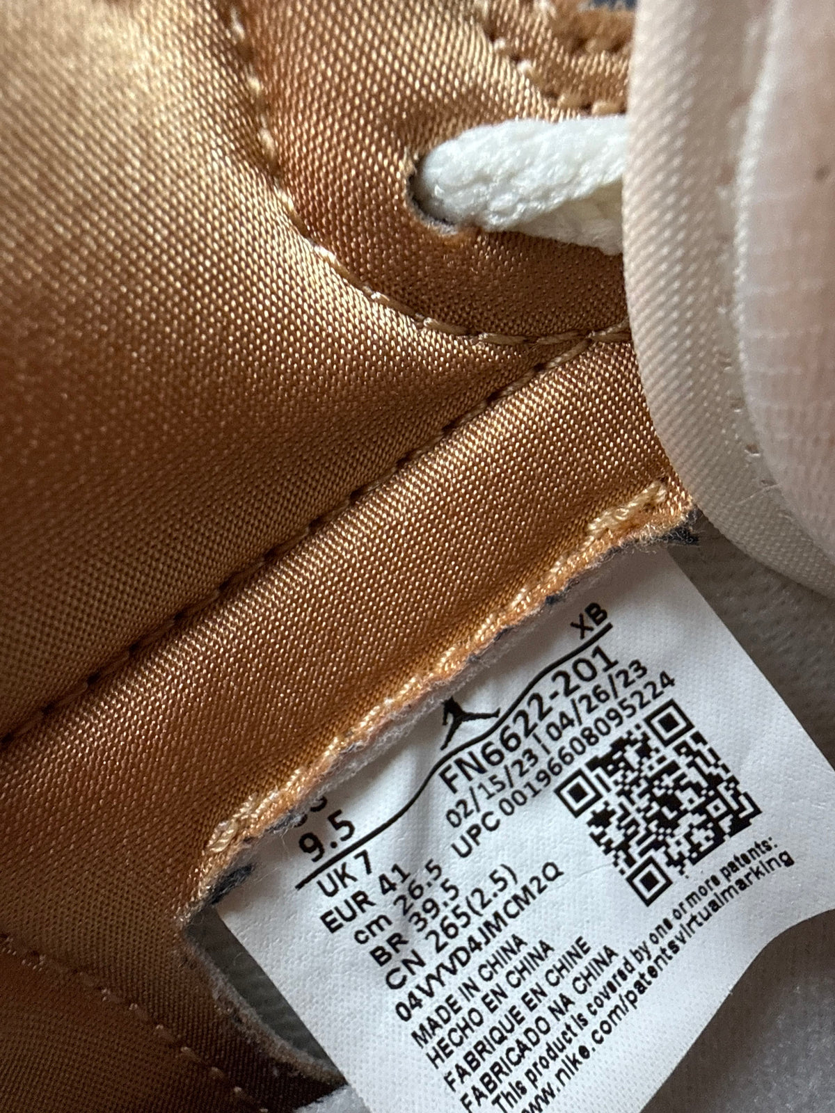 Nike Air Jordan 1 Retro High OG Praline Women's Sneakers Size 9.5 COA