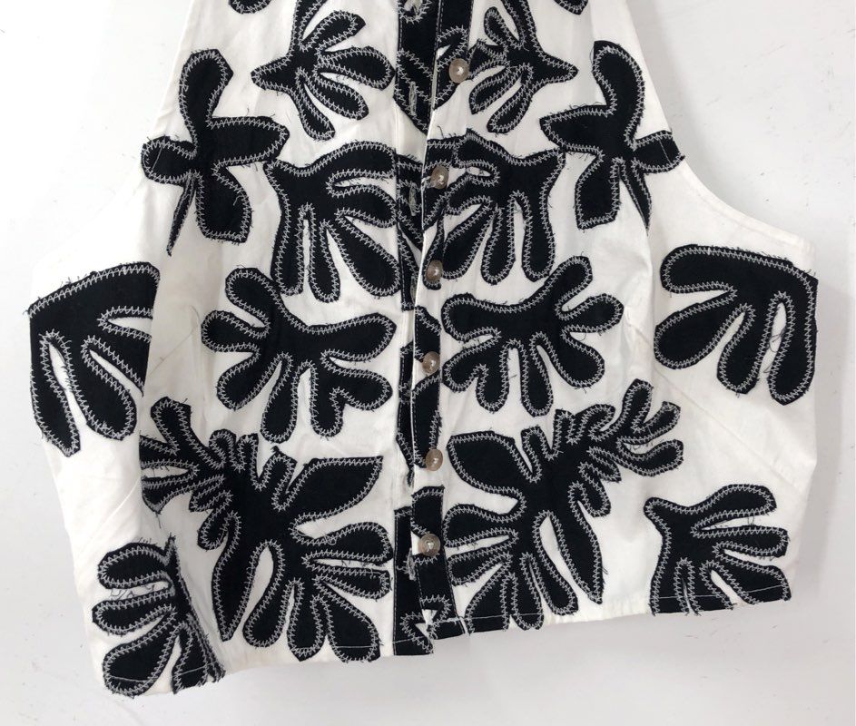 NWT Pilcro Women's White Black Cropped Blouse - Size 8
