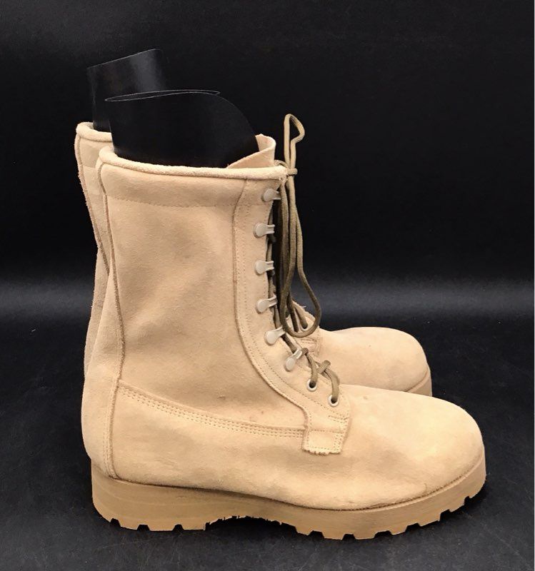 Vibram Men's Tan Combat Boots - Size 10.5W