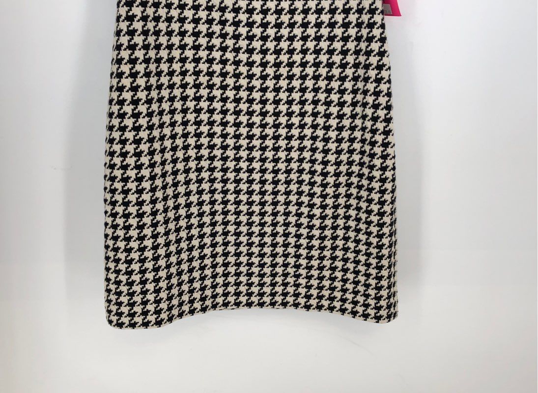 NWT Betsy Johnson Women&#39;s Black White Houndstooth Back Zip Sheath Dress- Size 12