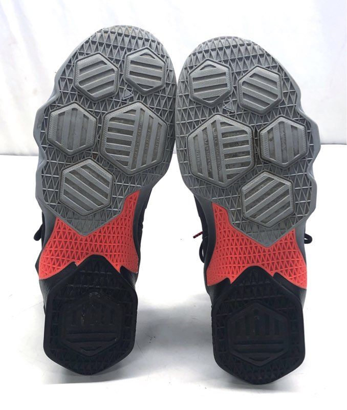 Nike LeBron 13 Wolf Grey Black Bright Crimson Basketball Shoes Size 13