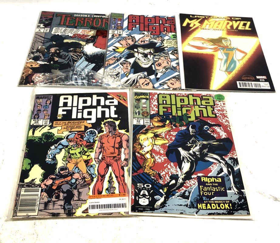 Marvel Comic Book Lot 1980s-2010s Superhero Modern Copper Age Approx 25 Comics