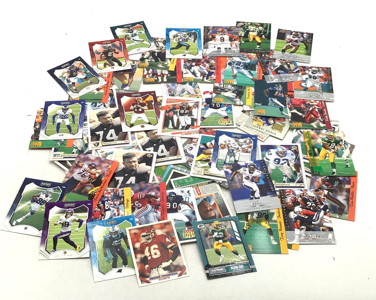 4.5 lbs. Lot of Football NFL &amp; More Cards. Medium Box, Unsorted