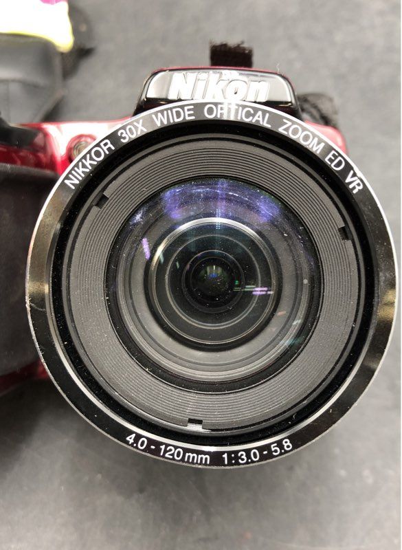 Nikon Coolpix L820 16.0 MP Digital Bridge Camera