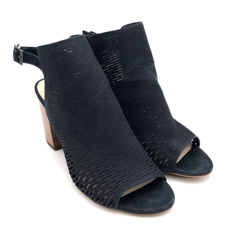 Vince Camuto Badesti Navy Blue Perforated Peep Toe Slingback Heels Size 7.5