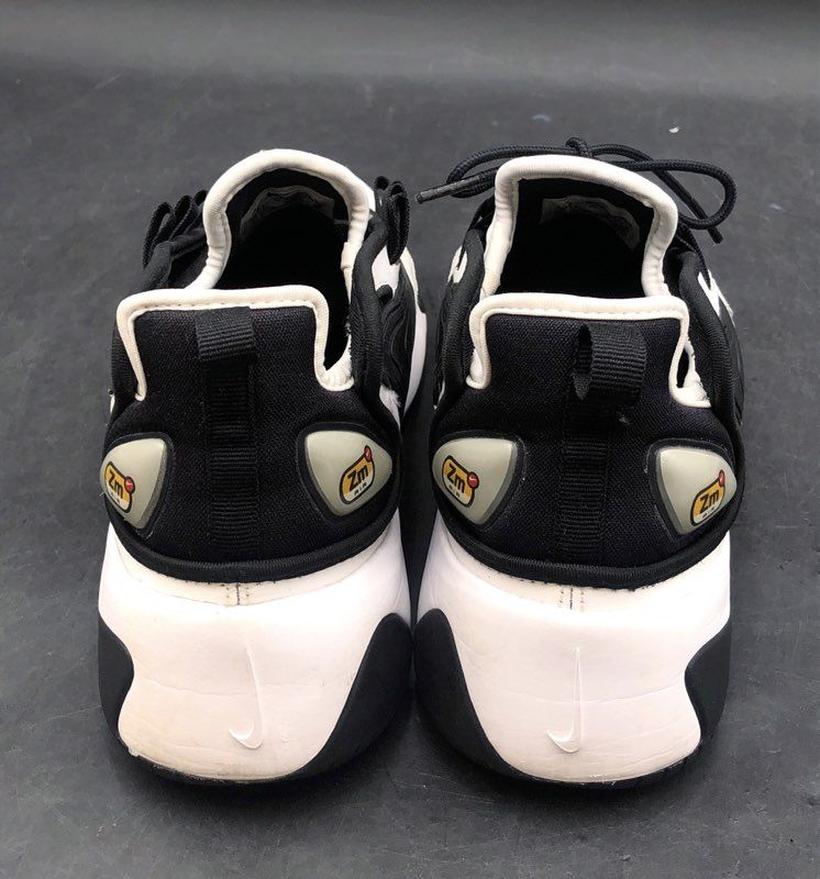 Nike Zoom 2K White Black Sneakers Women's Size 10.5