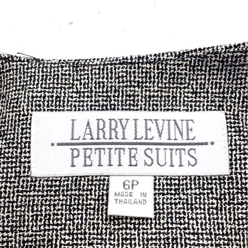 NWT Larry Levine Women's Black White Blazer - Size 6P