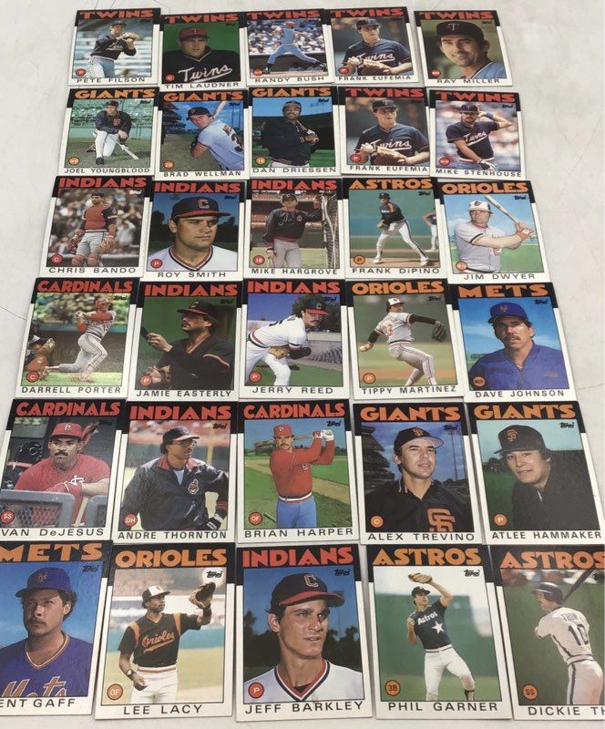 18.7lbs Lot Of Baseball MLB Cards. Medium Box, Unsorted