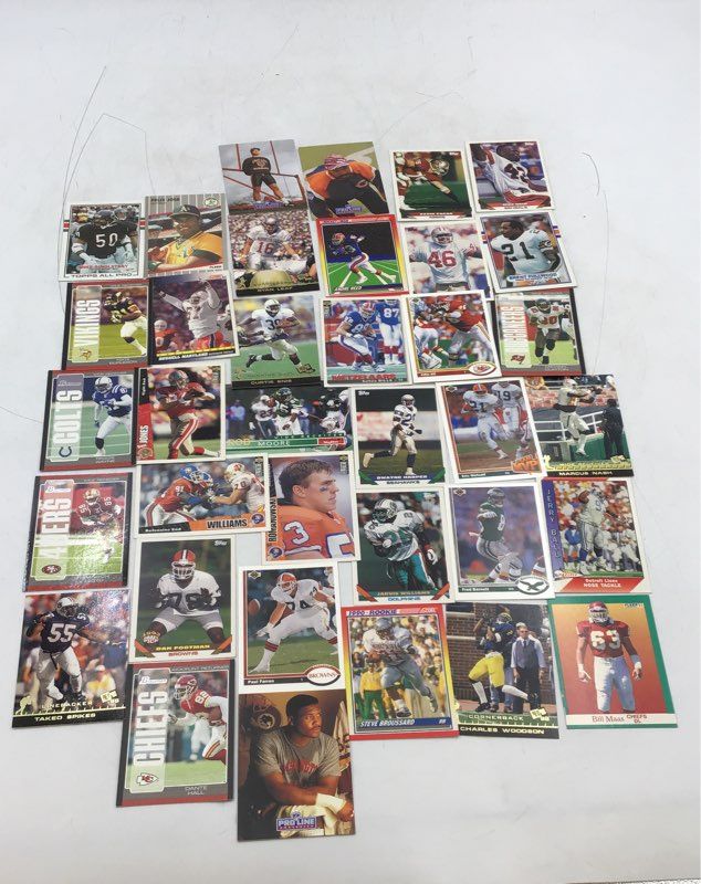 16.2 lbs. Lot of Football, Baseball Cards. Medium Box, Unsorted