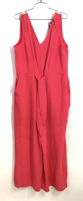 Vince Camuto Women's Pink Allure Tie Waist V-Neck Wide Leg Jumpsuit NWT Sz L