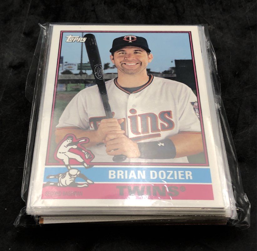 Large Sports Card Lot 8+ LBS Modern Topps Panini Bowman See Photos