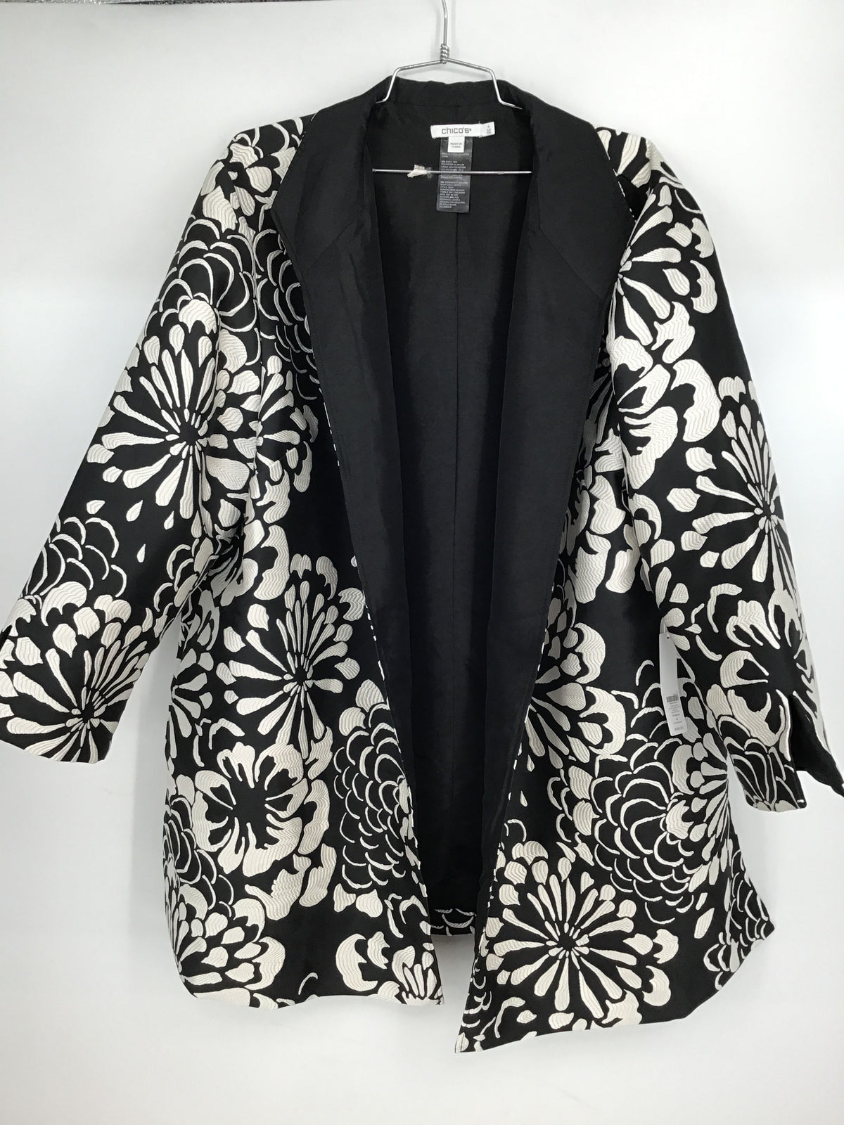 Chico&#39;s Women&#39;s White Black Floral Jacket - Size 2XL