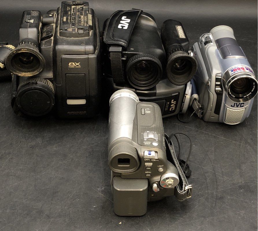 Panasonic, JVC GR-AX5 Compact VHS Videomovie Camera Lot