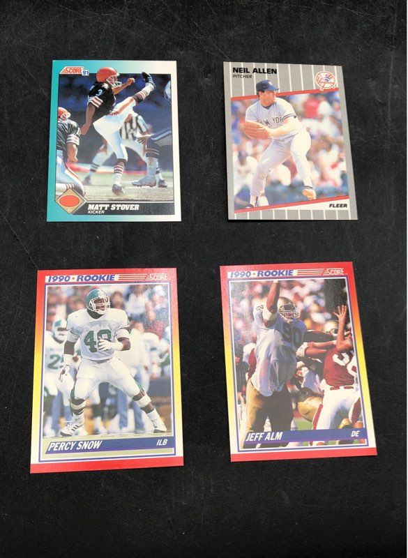 12:8.0lbs. Lot Of Mixed Sports Baseball, Football Cards. Medium Box, Unsorted