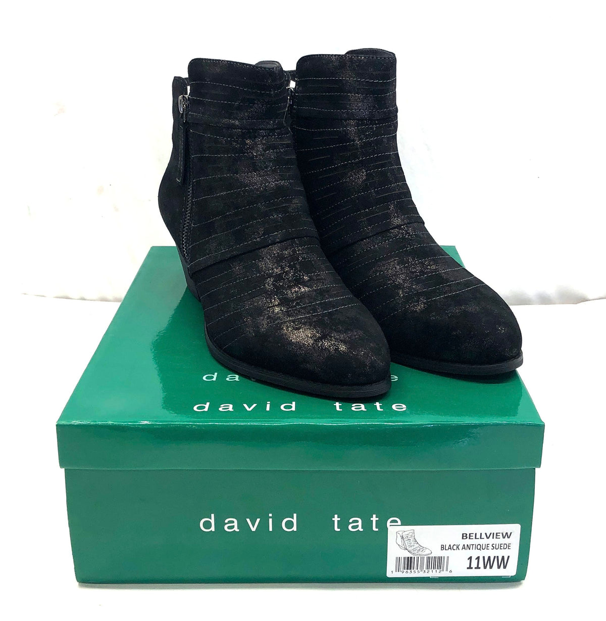 David Tate Bellview Black Antique Suede Ankle Boots Women's Size 11WW New