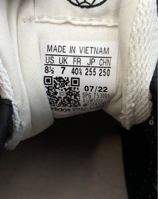 Adidas Women's Run 70s Black Athletic Shoes - Size 8.5