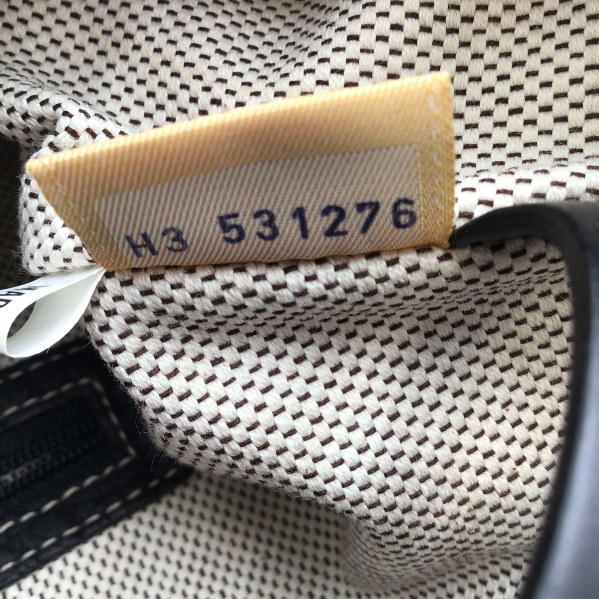 Dooney & Bourke Black\Grey 'Monogram Top Zip' Hobo Bag (+COA)