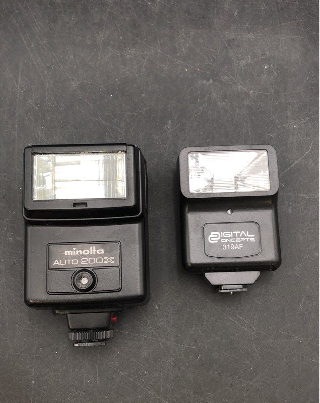 Windsor Nikon Minolta Digital Concepts Kodak Camera Flash & Accessories Lot