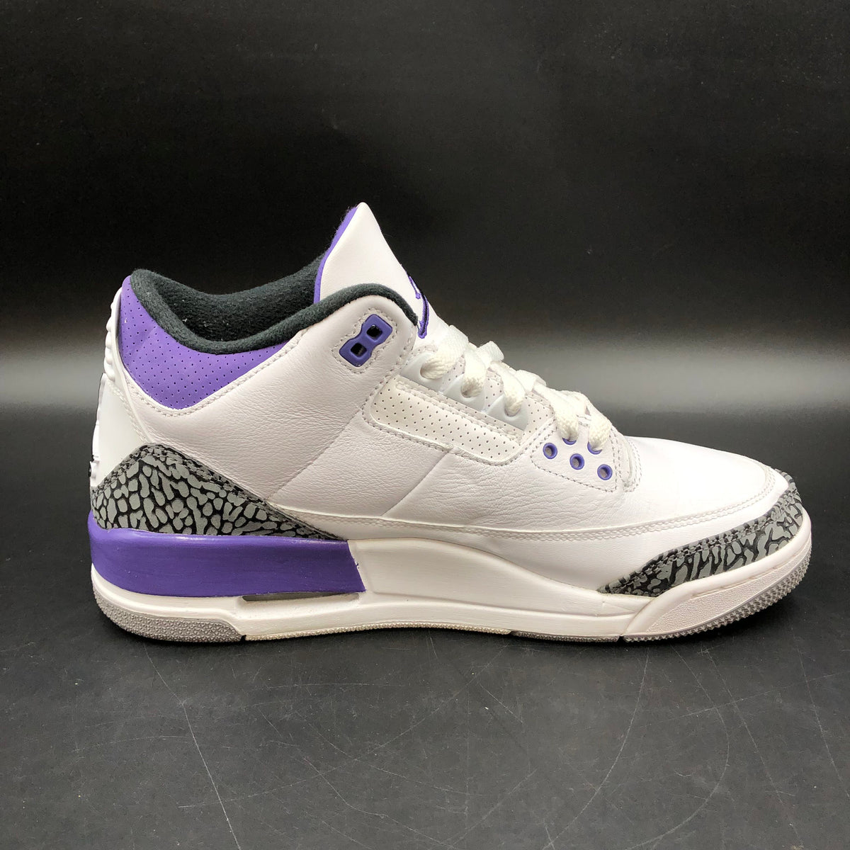 Nike Air Jordan 3 Retro Men's 'Dark Iris' Purple/White Sneakers - Size 9 (+COA)