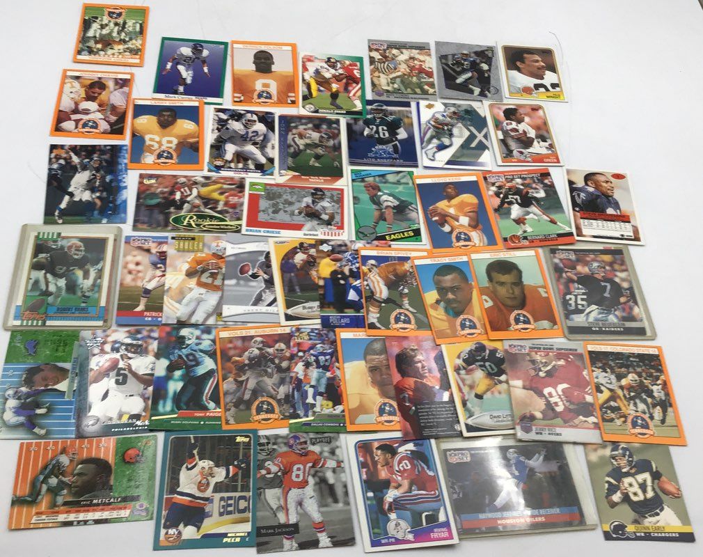 6.6 LB Lot of Football NFL Cards. Medium Box, Unsorted