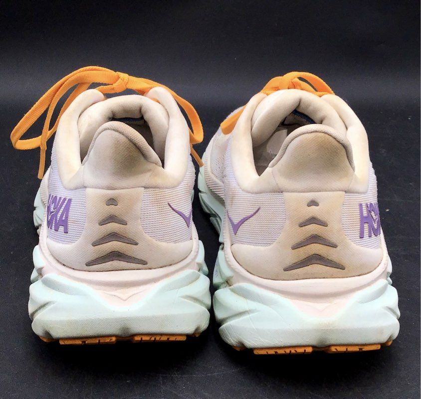 Hoka One One Women's Clifton 8 Beige Orange Athletic Shoes - Size 8.5 B