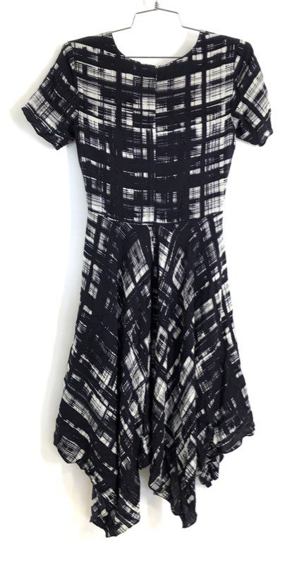 Corey Lynn Calter Women's Black White Graphic Grid Handkerchief Hem Dress Sz 0