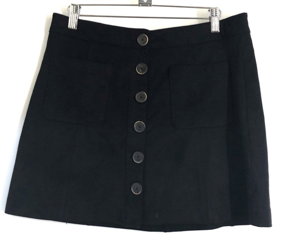 Zara Women's Black Button Front Faux Suede Mini Skirt Patch Pockets Sz L