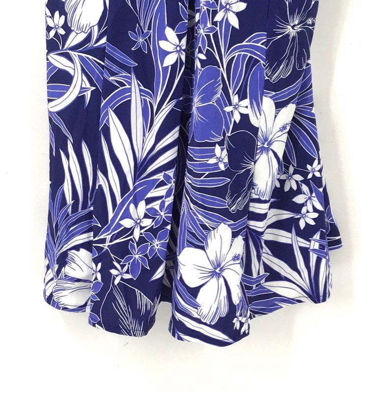 NWT Shape Solver Women's Denim Blue Floral One-Piece Swimdress - Size 17