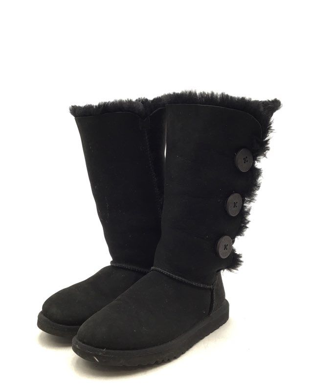 UGG Women&#39;s Bailey Button Triplet 1873 Black Shearling Boots - Size 6