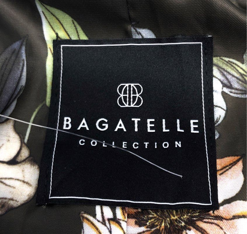 Bagatelle Collection Women's Off White Faux Leather Floral Zip Jacket Sz M